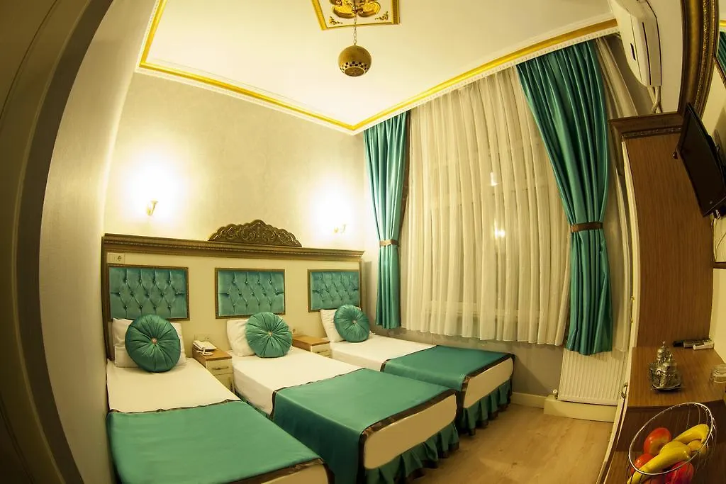Hurriyet Hotel Istanbul 2*,